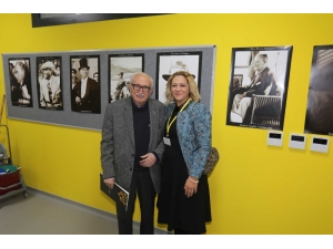 Kuşadası’nda Atatürk Fotoğrafları Sergisi Açıldı