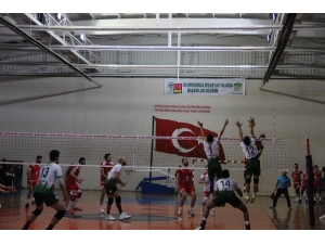 Tvf Erkekler 1. Lig: Solhanspor: 3 - Akkuş Belediye: 1