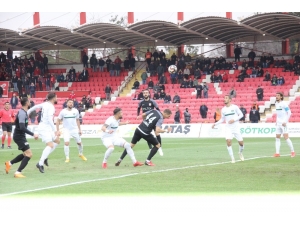 Spor Toto 1. Lig: Balıkesirspor Baltok: 0 - Denizlispor: 0