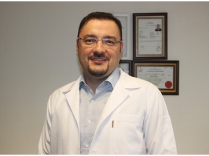 Op. Dr. Onur Cumbul: “Hemoroid Diye Geçiştirdiğiniz Hastalığınız Kanser Çıkabilir”