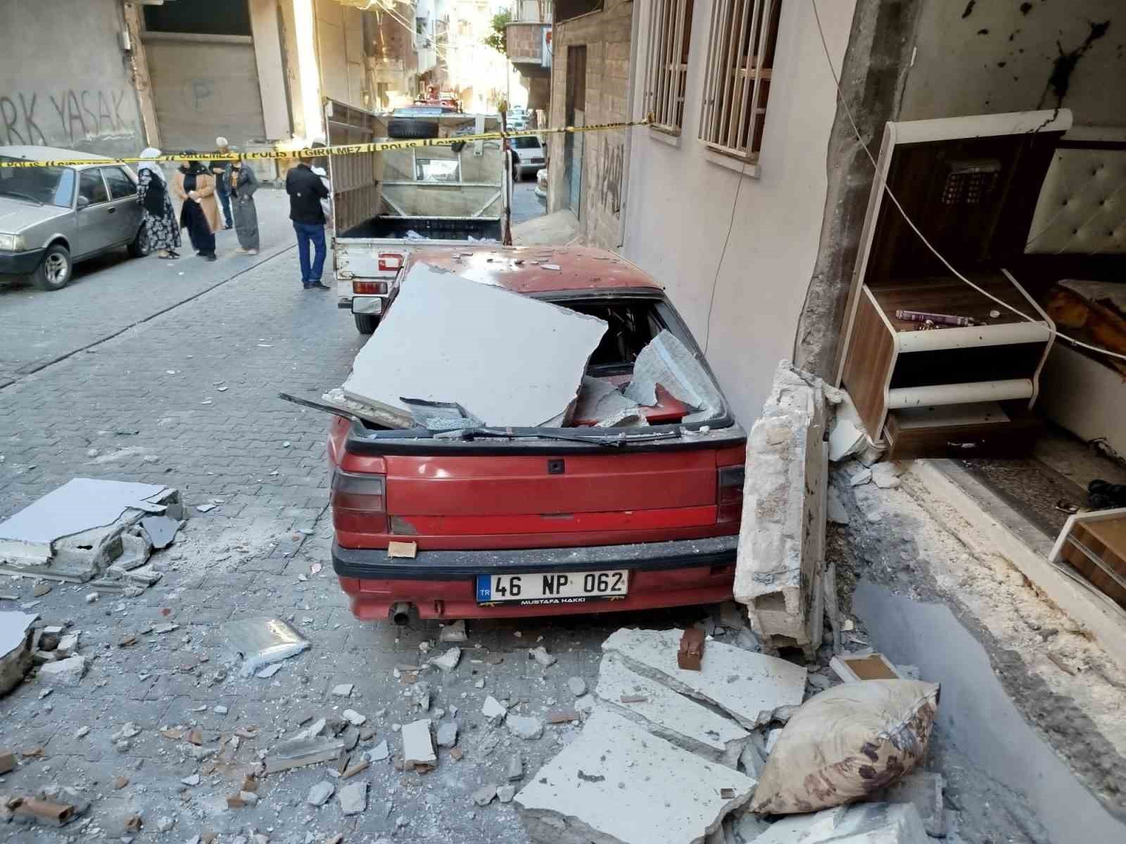 sanliurfa-da-gaz-sikismasi-patlamaya-neden-oldu-1-yarali