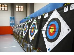 Öğrenciler, Okçuluk Şampiyonası’nda Kıyasıya Yarıştı