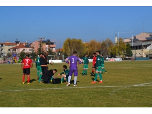 Maç Sonrası Saha Karıştı