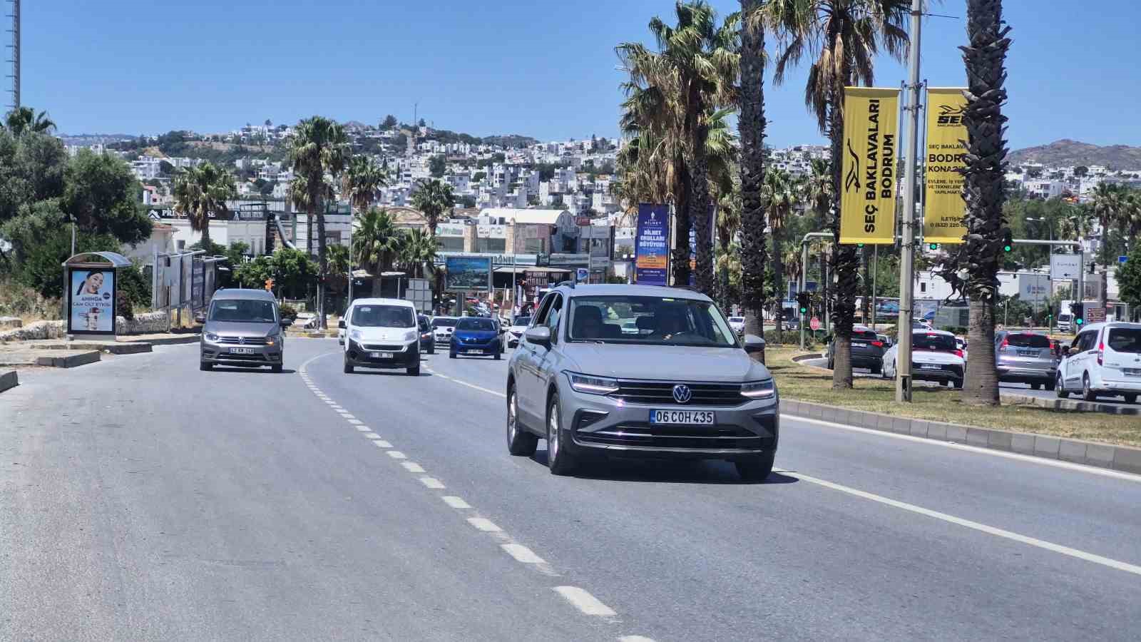 bodrum-da-25-binden-fazla-arac-cikis-yapti