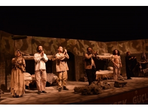 “Bimarhane Nisan 1919 İstanbul” Oyunu Bozüyük’te