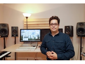 İzmir’in Seslerinden Mozaik Yapan Besteci