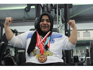 Bileğinin Gücüyle Engelleri Aşarak Dünya 3.’sü Oldu