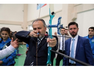 Başkan Aktaş, Hedefe Kilitlendi