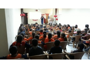 Jandarma Trafik Timleri Ders Verdi