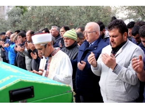 Genç Mustafa Son Yolculuğa Uğurlandı