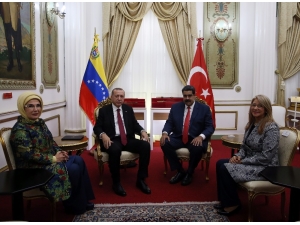 Cumhurbaşkanı Erdoğan, Venezuela Devlet Başkanı Maduro İle Görüştü