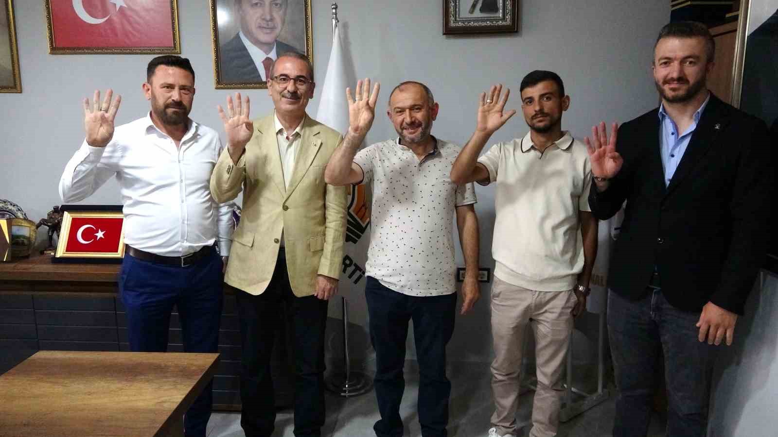 kutahya-da-anahtar-parti-den-ak-parti-ye-katilim