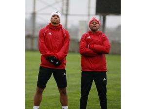 Robinho: "Yeni Sözleşme İçin Başkanımızla Bir Görüşme Gerçekleştirdik"