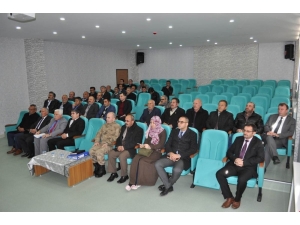 Demirözü Kaymakamı Coşkun Muhtarlarla Buluştu