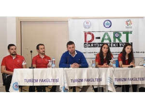Dart Milli Takımı Esogü Öğrencileriyle Buluştu