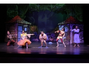 “Kurbağa Öyküleri” Son Kez Sahneleniyor