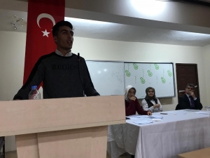 Malazgirtli Demir Yeniden Öğrenci Temsilcisi Oldu