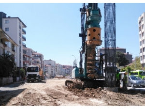 Karamürsel Köprülü Kavşağı Yapımı Hızla İlerliyor