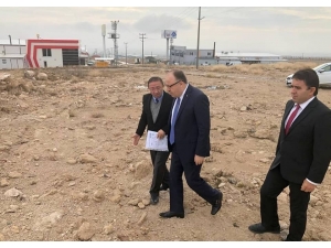 Vali Tutulmaz Şuhut Organize Sanayi Bölgesinde İncelemelerde Bulundu
