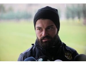 Evkur Yeni Malatyaspor’da Futbolcular Ligde Ve Kupada İddialı