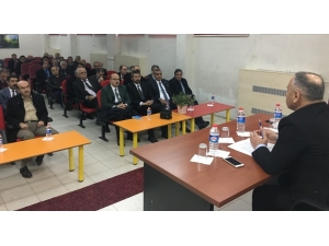 Elazığ’da İlkokul Müdürleri İle Değerlendirme Toplantısı