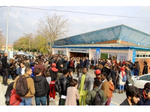 ‘Mavi Çatı’ Öğrenci Topluluklarına Tahsis Edildi