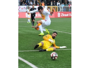 Galatasaray, Keçiörengücü Maçında Altyapıdan 8 İsmi Oynattı