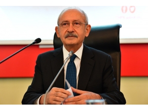 Kılıçdaroğlu: "Çok Sayıda Kadını Partiye Üye Yapın"