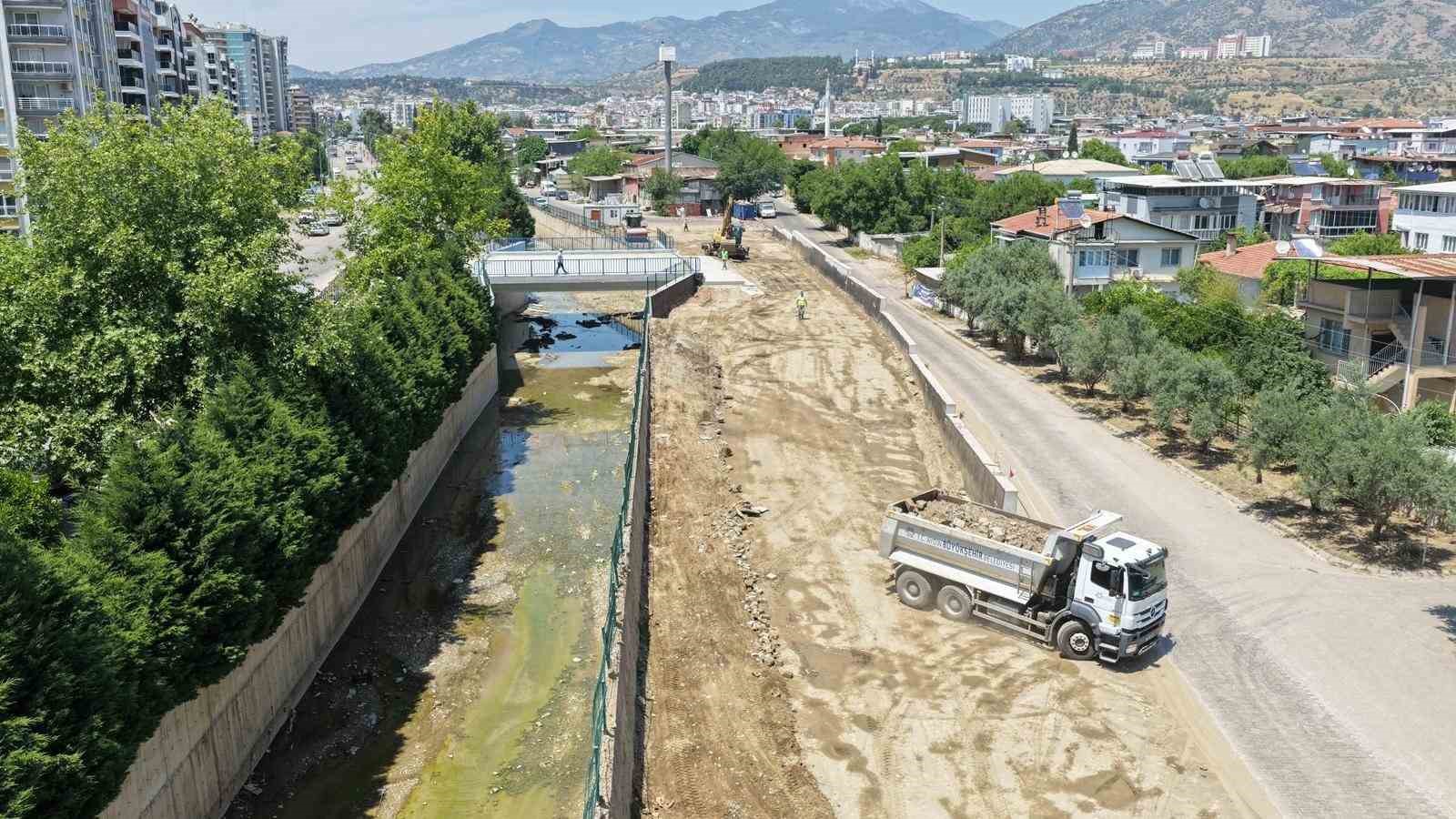 dogu-aydin-bulvari-ve-tabakhane-deresi-koprusu-projesinde-calismalar-suruyor