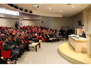 "Diriliş Çağrısı Ve Sezai Karakoç" Başlıklı Konferans Düzenlendi