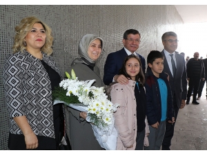 Eski Başbakan Ahmet Davutoğlu, Karabük’te