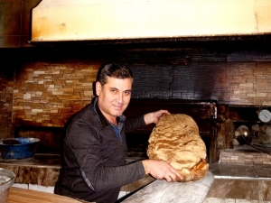 Sarıgöl’de Somun Ekmeği Geleneği Yaşatılıyor