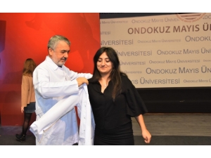 Omü Diş Hekimliği Fakültesinde Beyaz Önlük Giyme Sevinci