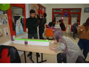 Beü’den “Telefonunu Bırak Eğlenmene Bak” Projesi