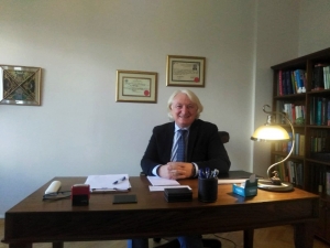 Psikiyatrist Rıdvan Üney Stresle Baş Etmenin Yollarını Anlattı