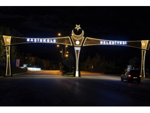 Başiskele’ye Estetik Ve Modern Şehir Kapıları
