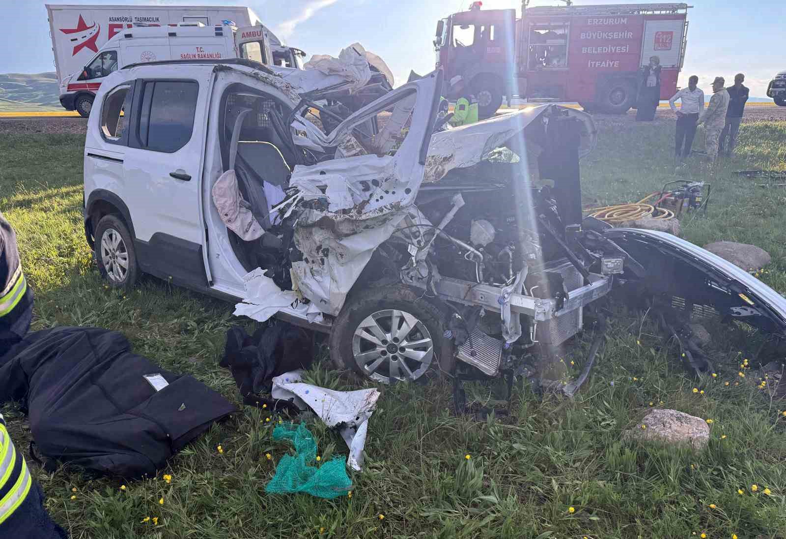 erzurum-da-trafik-kazasi-3-olu-4-yarali