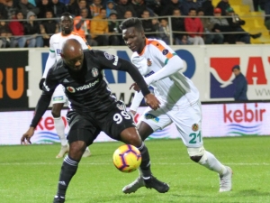 Spor Toto Süper Lig: Aytemiz Alanyaspor: 0 - Beşiktaş: 0 (Maç Sonucu)