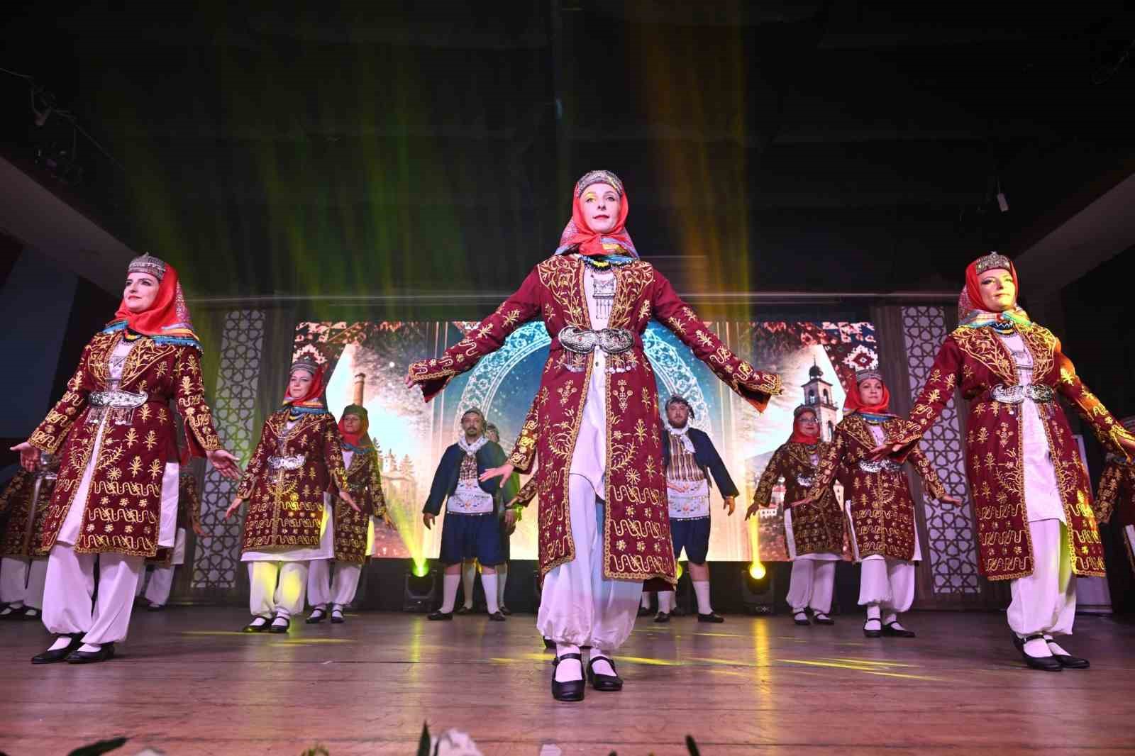 halk-danslari-gala-gecesi-buyuledi