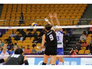 Eczacıbaşı Vitra Final Şansını Kaybetti