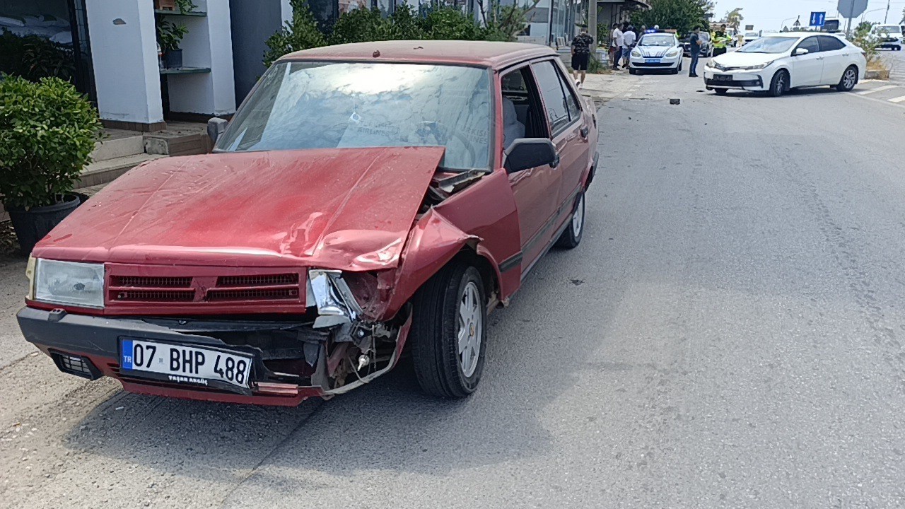 ehliyetsiz-direksiyon-basina-gecip-kaza-yapti-40-bin-tl-ceza-odedi