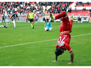 Tff 2. Lig: Yılport Samsunspor: 4 - Manisaspor: 0