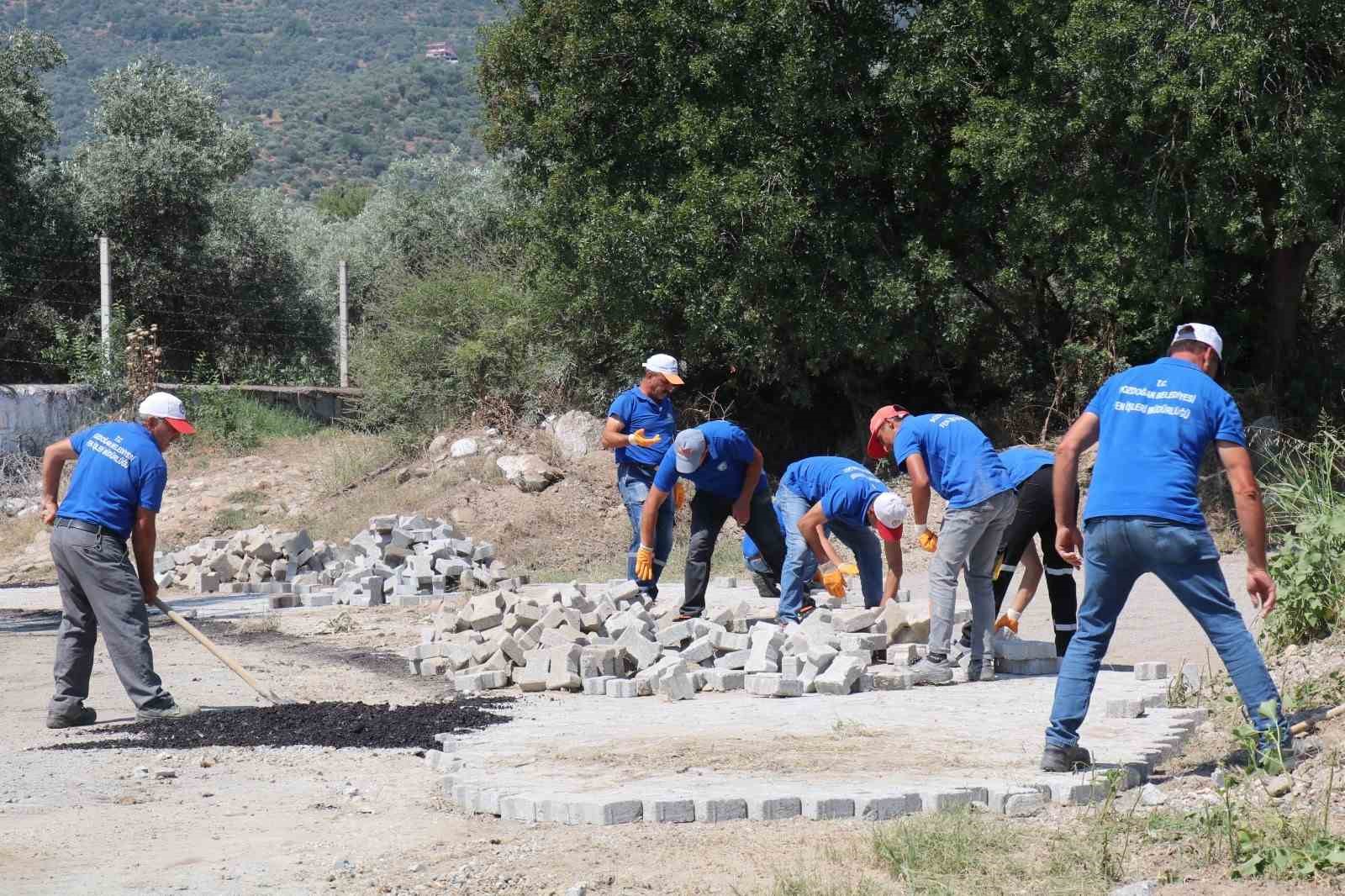 bozdogan-belediyesi-eymir-mahallesi-nde-parke-tasi-doseme-calismasi-tamamlandi