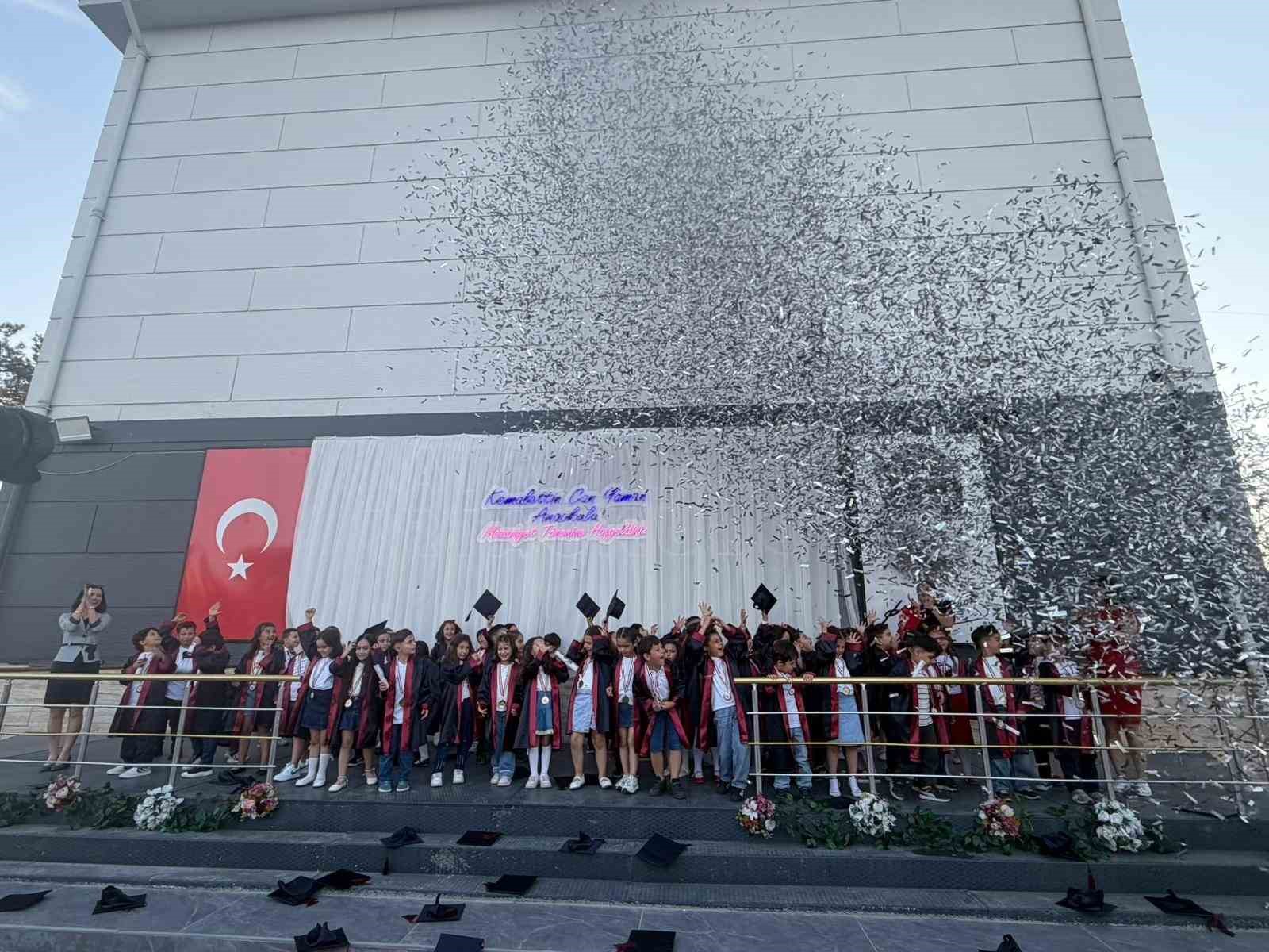 kemalettin-can-yaman-anaokulu-nda-ilk-mezuniyet-heyecani