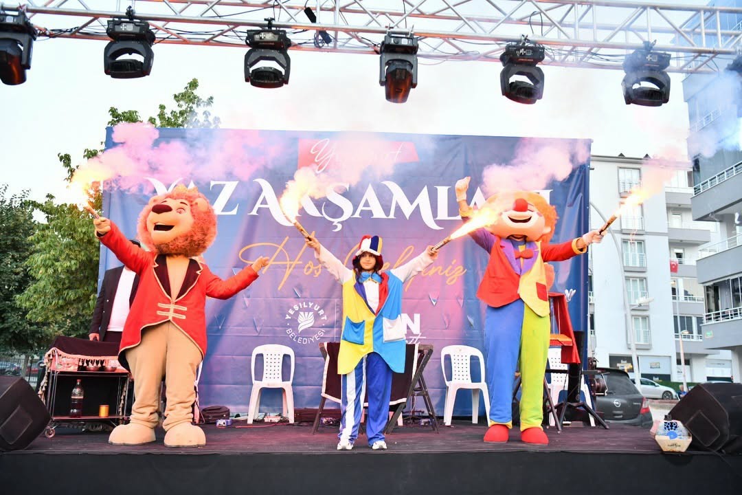 yesilyurt-ta-yaz-aksamlari-coskusu