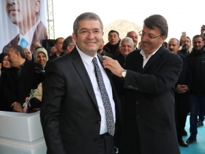 Van Büyükşehir Belediye Başkan Adayı Takva, Partililerle Bir Araya Geldi