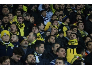 Spor Toto Süper Lig: Akhisarspor: 1 - Fenerbahçe: 0 (Maç Devam Ediyor)