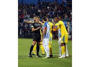 Serkan Çınar 19.kez Düdük Çalacak