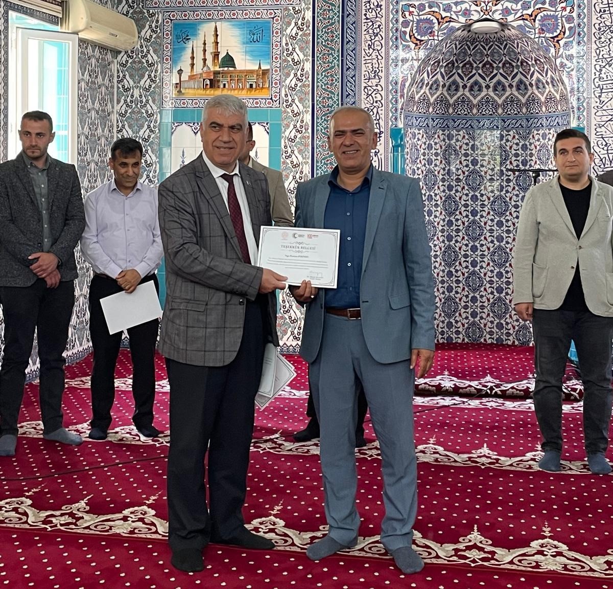 gurgenli-ortaokulu-ndan-kur-an-i-kerim-yarismasinda-il-birinciligi