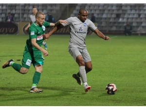 Spor Toto 1. Lig: Adana Demirspor: 0 - Giresunspor: 0 (İlk Yarı Sonucu)